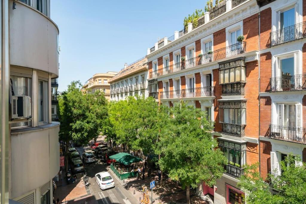 Studio Located In Puerta De Alcala - 2 Madrid Eksteriør bilde